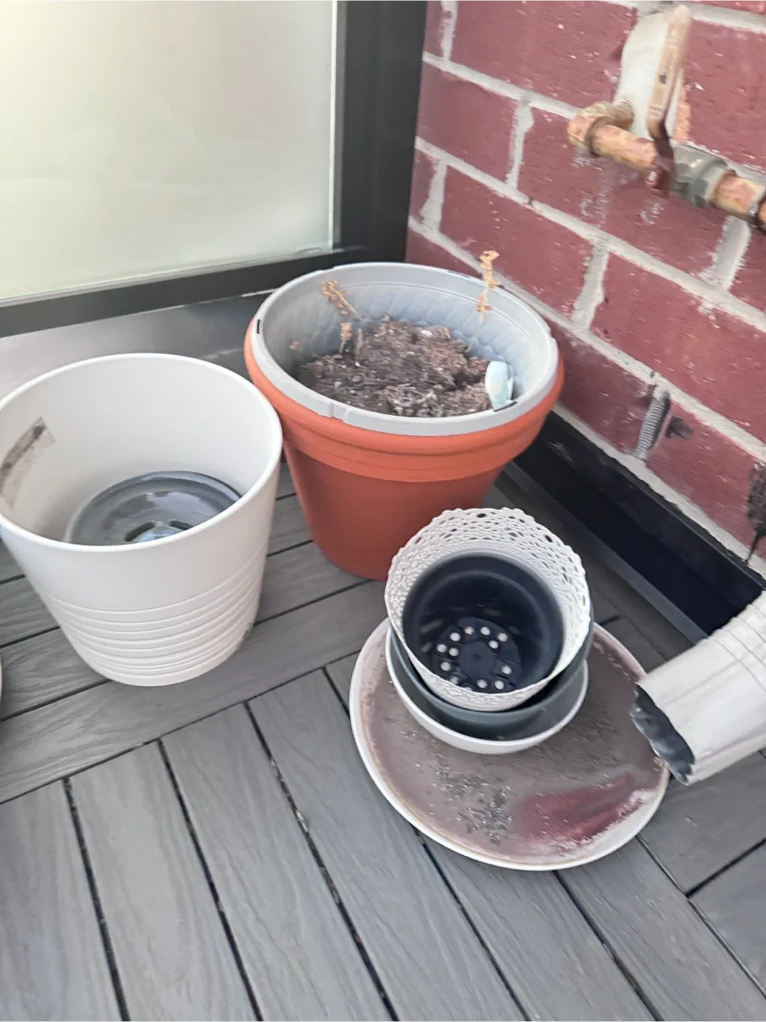 Assorted Used Flower Pots image indicator(2)