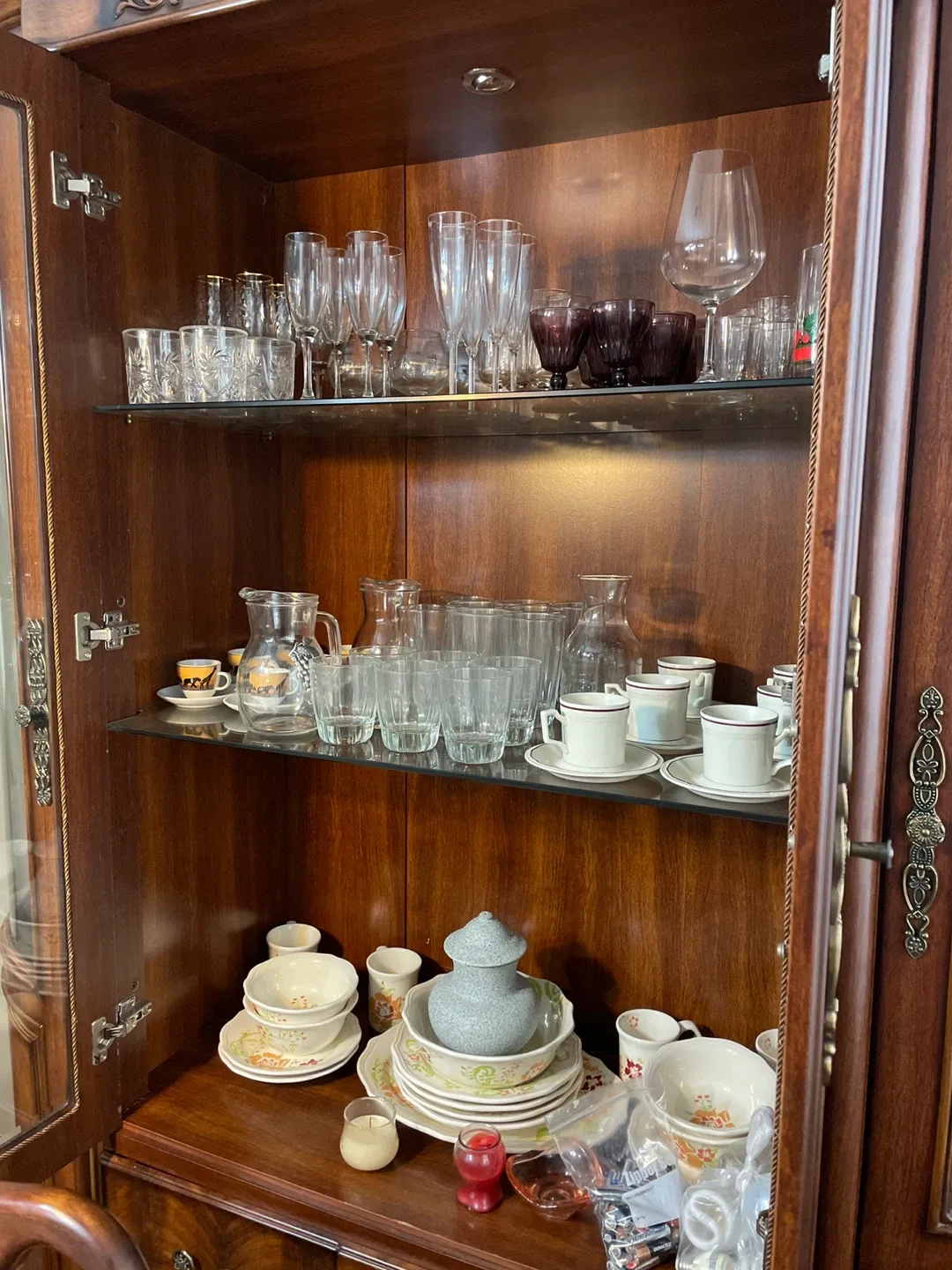 Wooden China Cabinet image indicator(4)