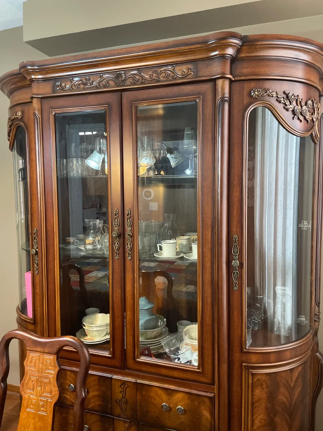 Wooden China Cabinet image indicator(2)