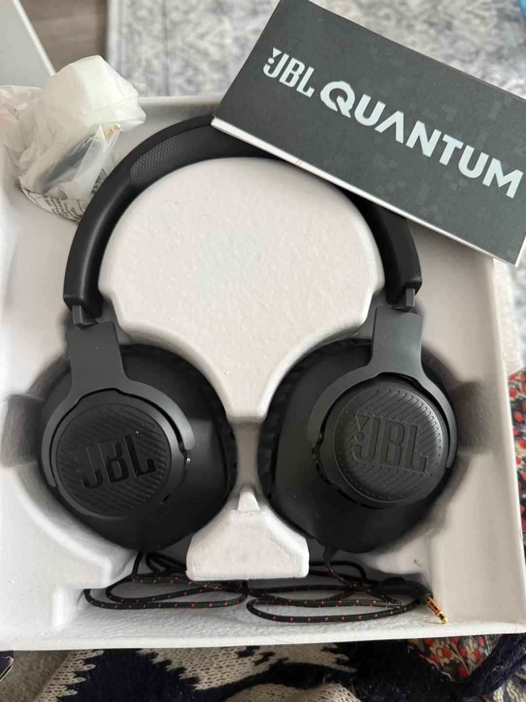 JBL Quantum 100 Gaming Headset - Like New! - photo 2