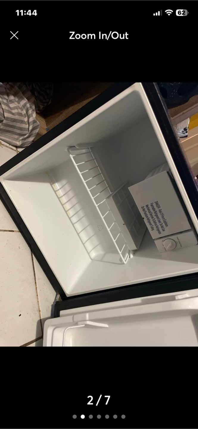 Galanz Compact Mini Fridge - Black - photo 2