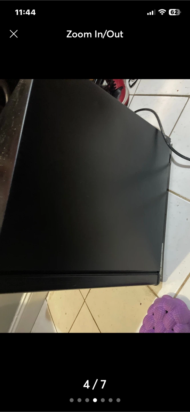 Galanz Compact Mini Fridge - Black - photo 4