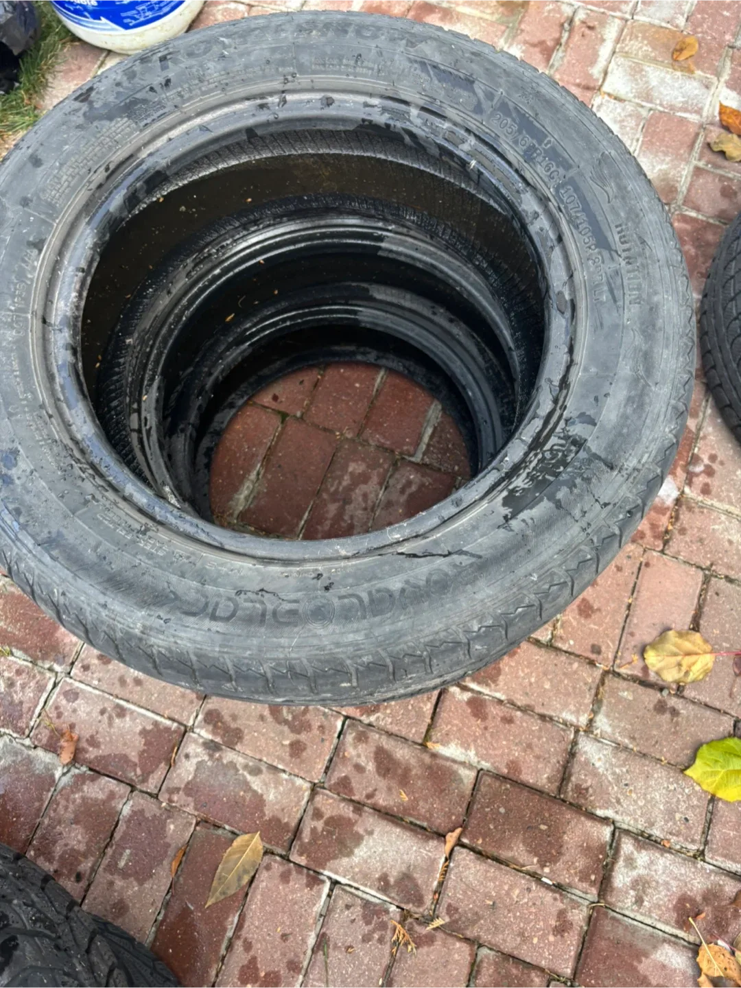 3 Used Tires image indicator(2)