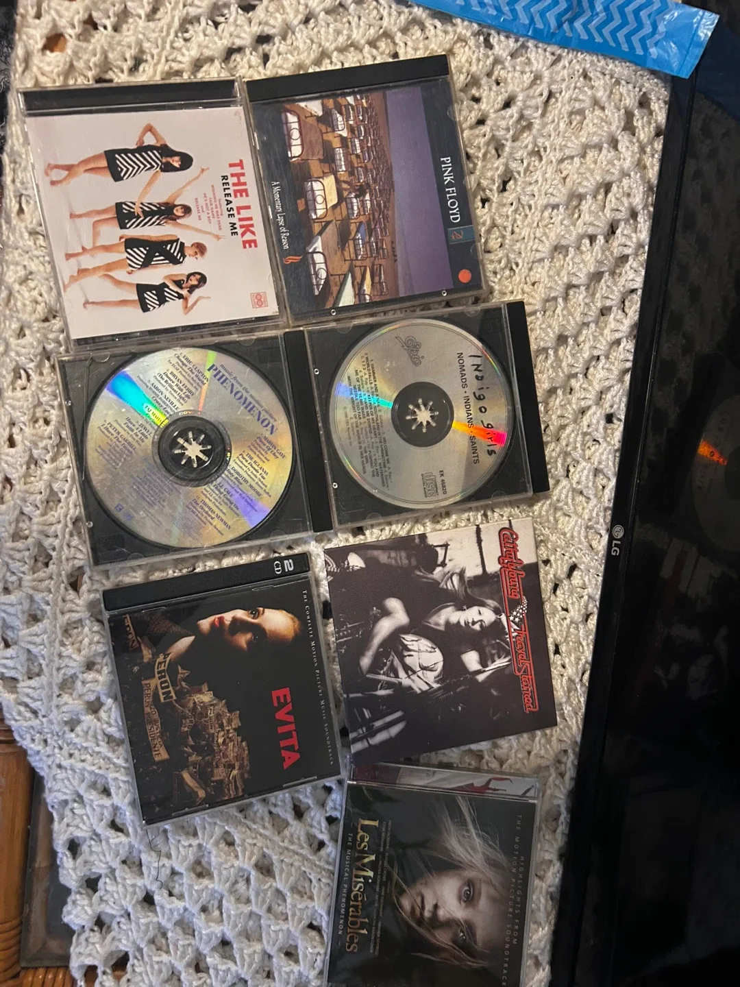 Mixed CDs: Pink Floyd, The Like, and more!