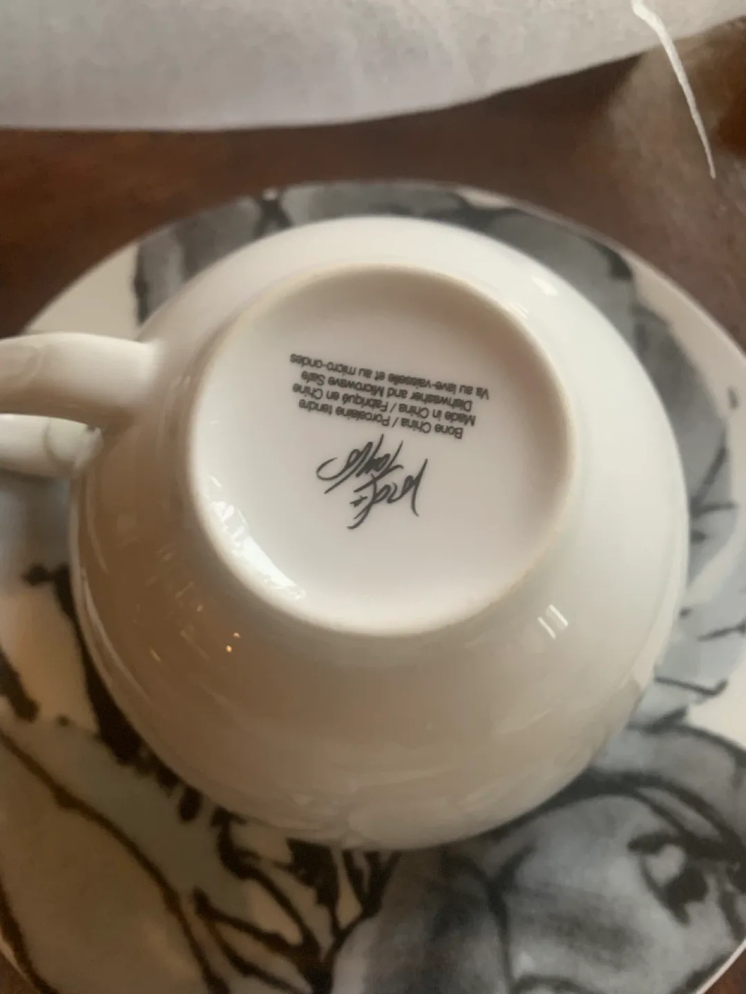 Lord & Taylor Glass Plates & Tea Set image indicator(6)