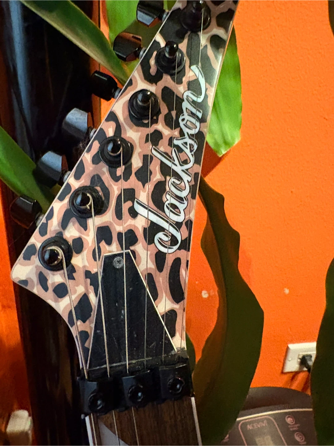 Jackson Electric Guitar - Leopard Print - photo 3