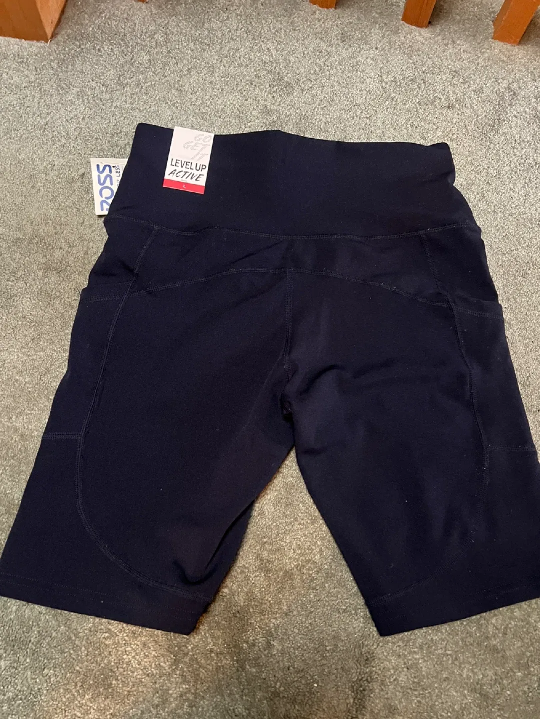 Level Up Active Black Shorts - Size L image indicator(4)