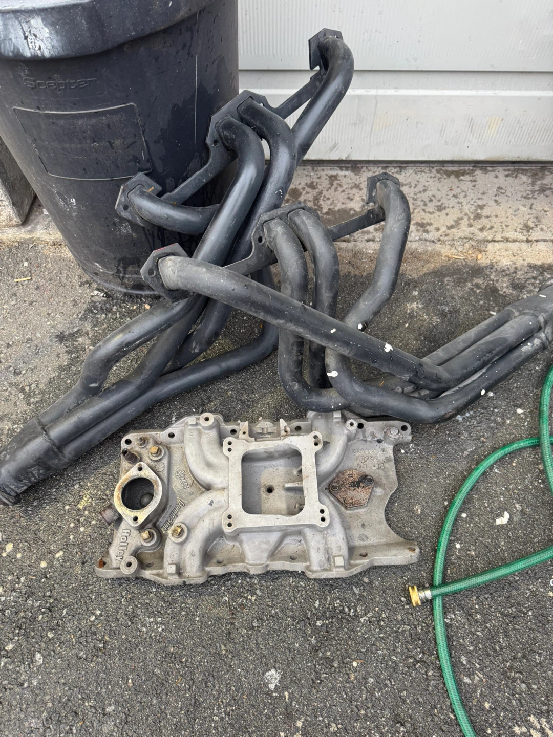 Holley Street Dominator Intake Manifold & Headers - photo 3