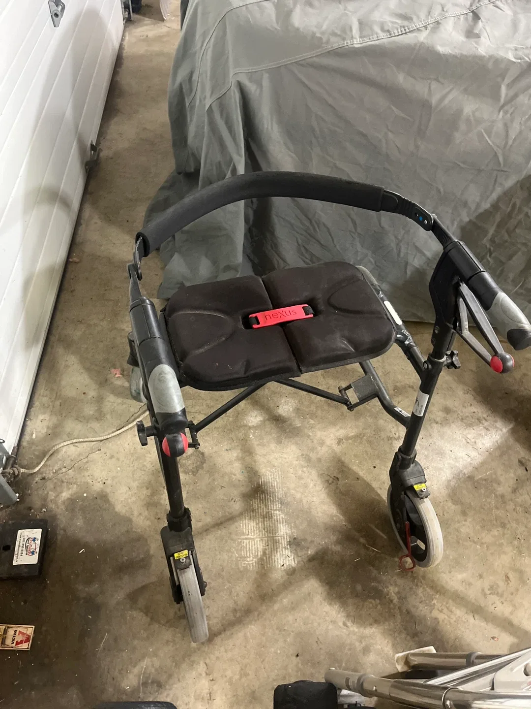 Nexus Rollator Walker with Seat