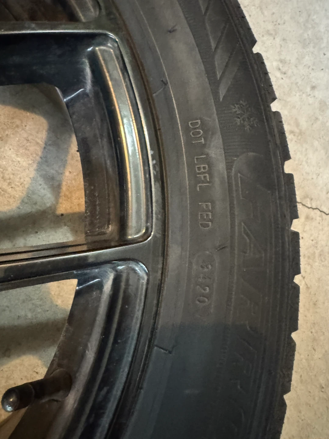 FRO Winter Tires 235/50R18 on Black Rims - photo 3
