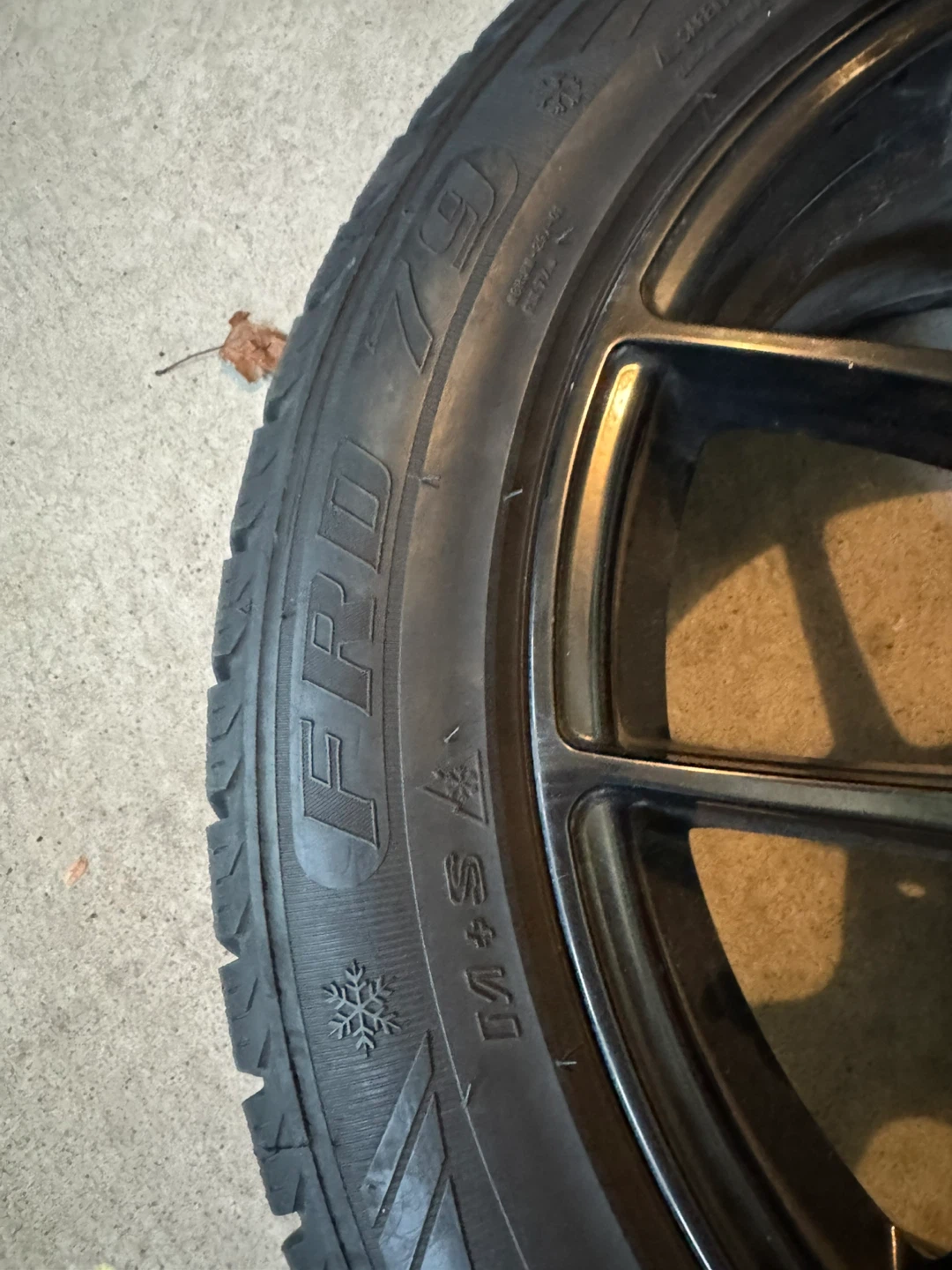 FRO Winter Tires 235/50R18 on Black Rims - photo 5