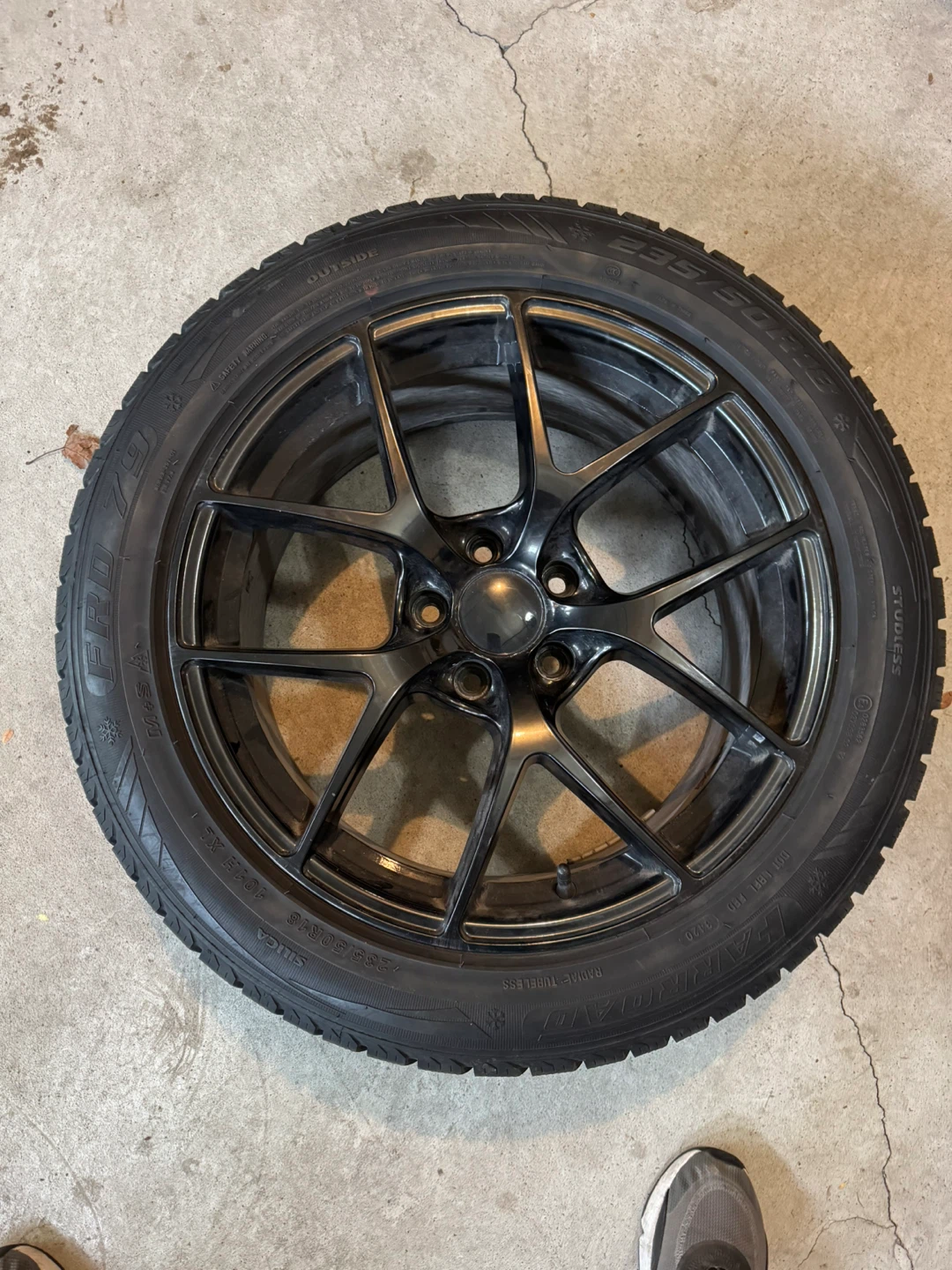 FRO Winter Tires 235/50R18 on Black Rims - photo 2