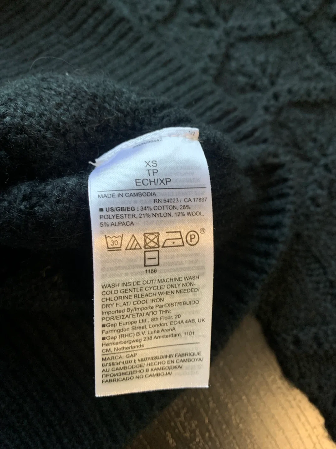 GAP XS Sweater image indicator(4)