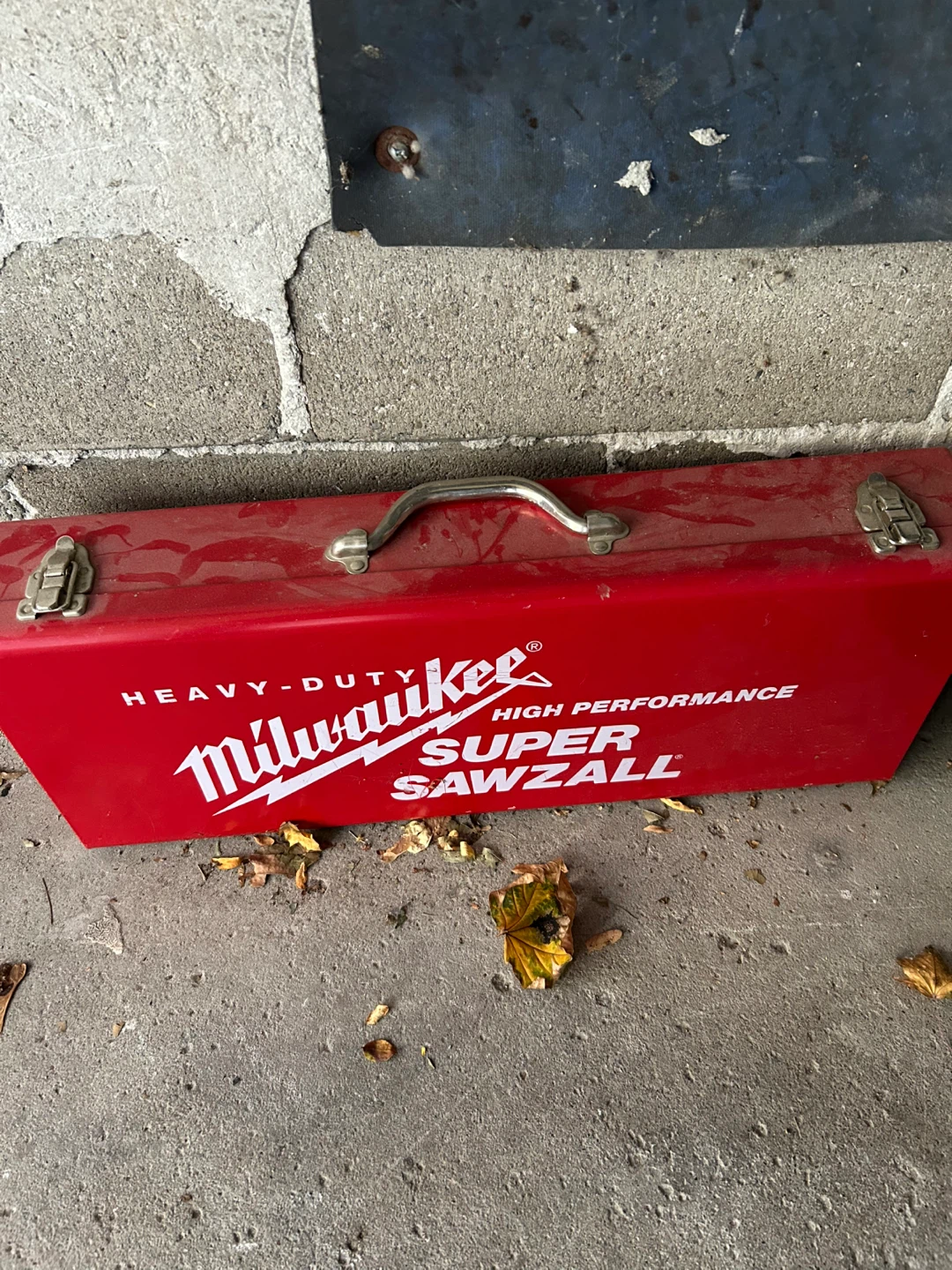 Milwaukee Super Sawzall in Case