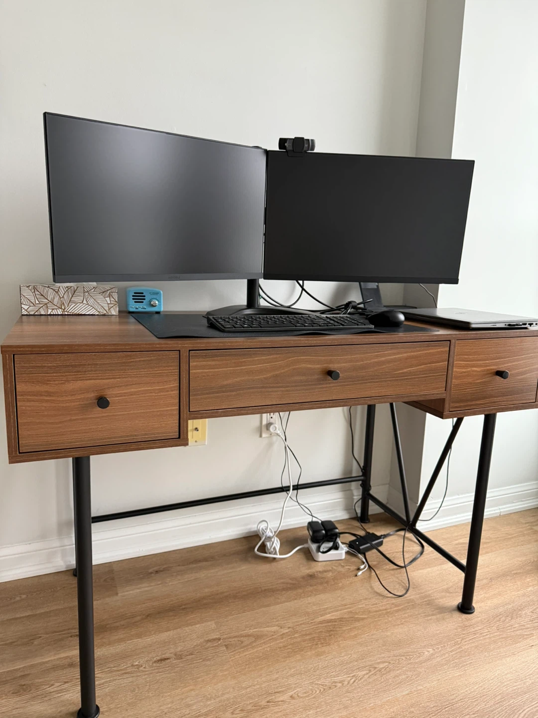 Wood and Black Metal office desk - photo 4