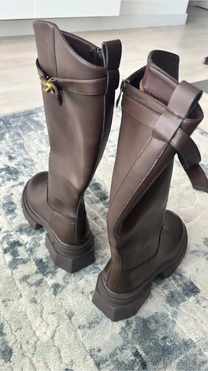 Brown Knee High Boots, Size 8 image indicator(3)
