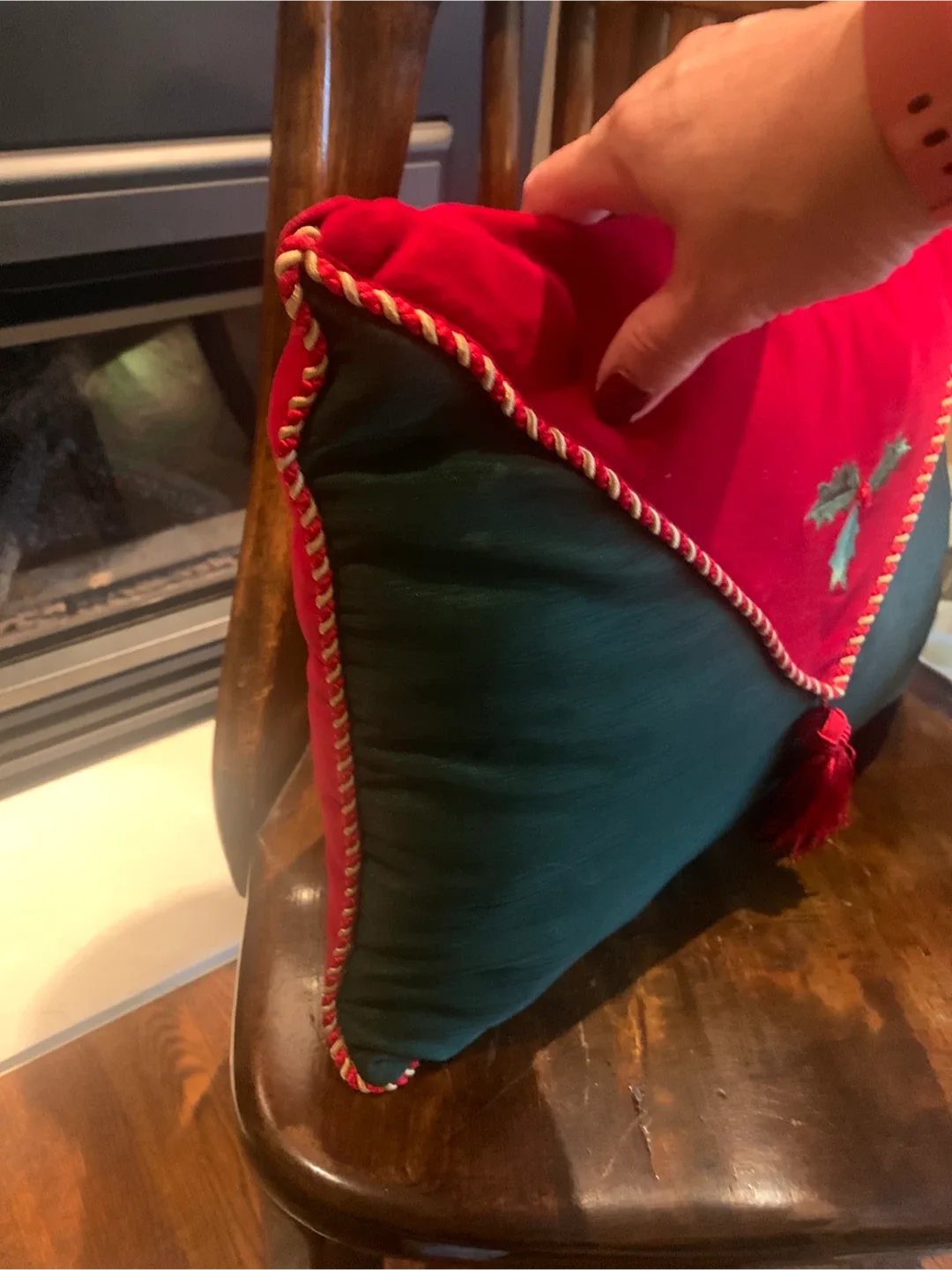 Christmas Decorative Pillow - Red & Green image indicator(4)