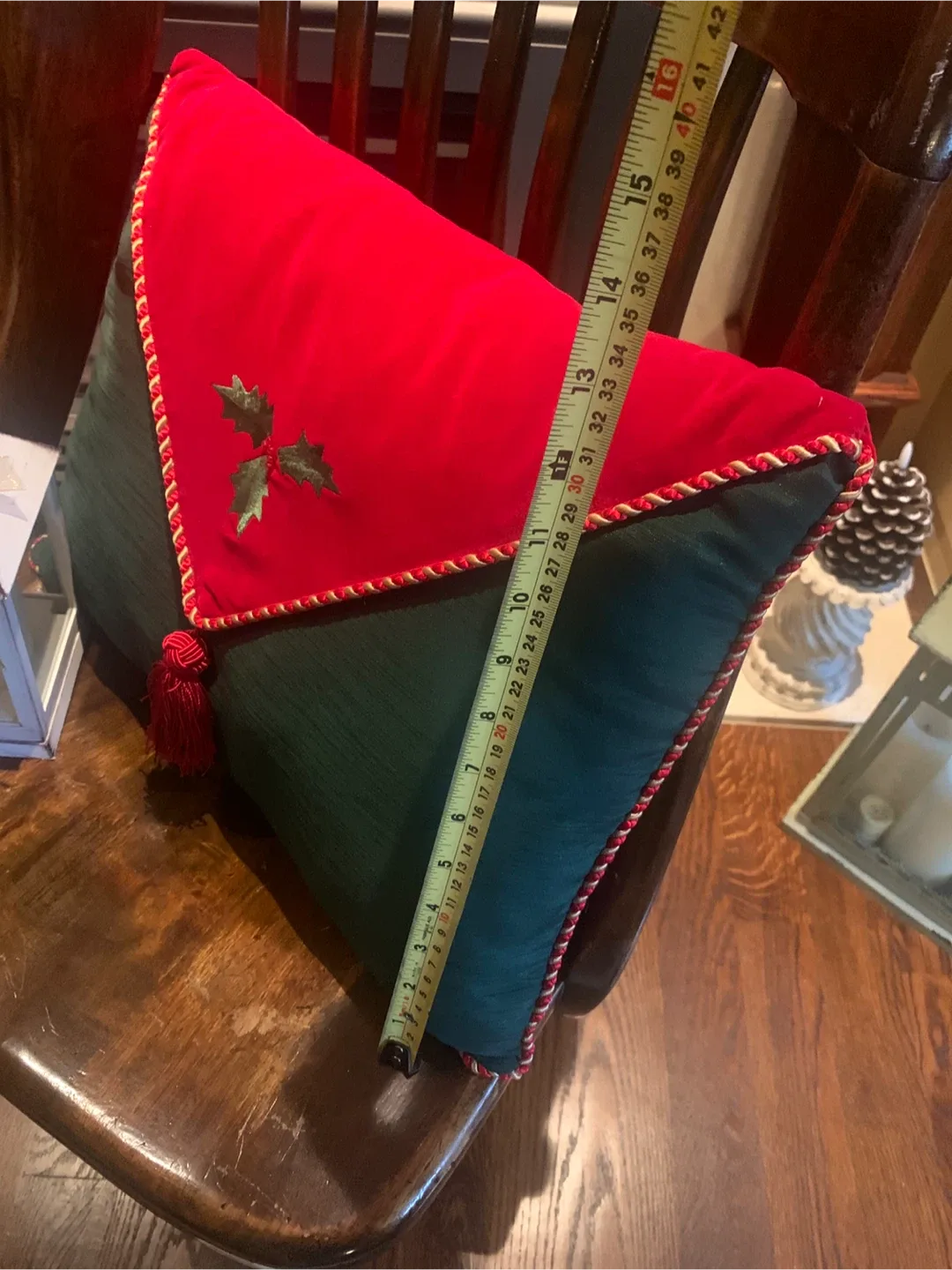 Christmas Decorative Pillow - Red & Green image indicator(7)