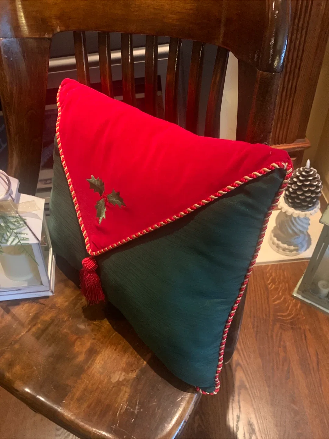 Christmas Decorative Pillow - Red & Green image indicator(9)