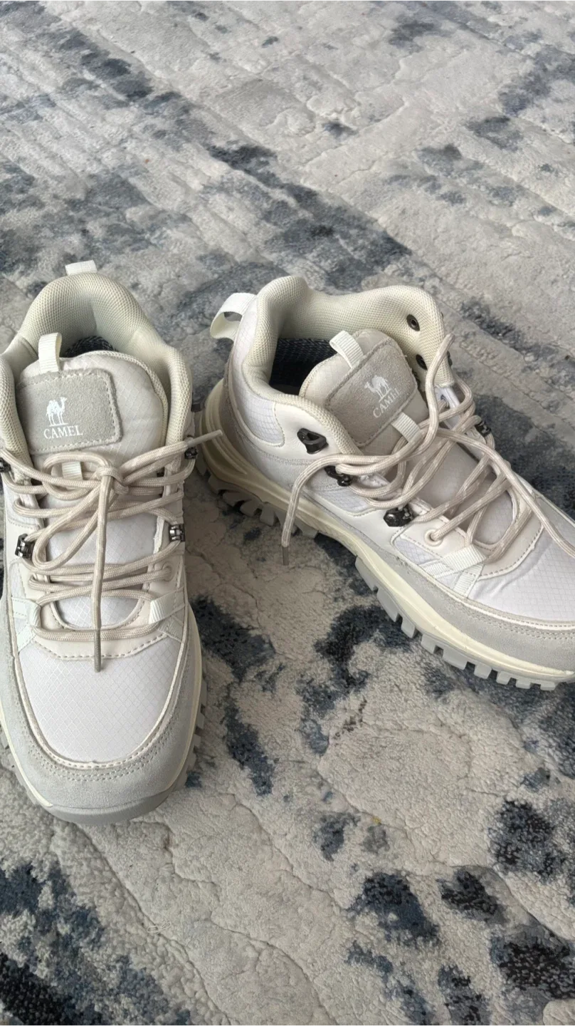 Camel Crown White Hiking Boots