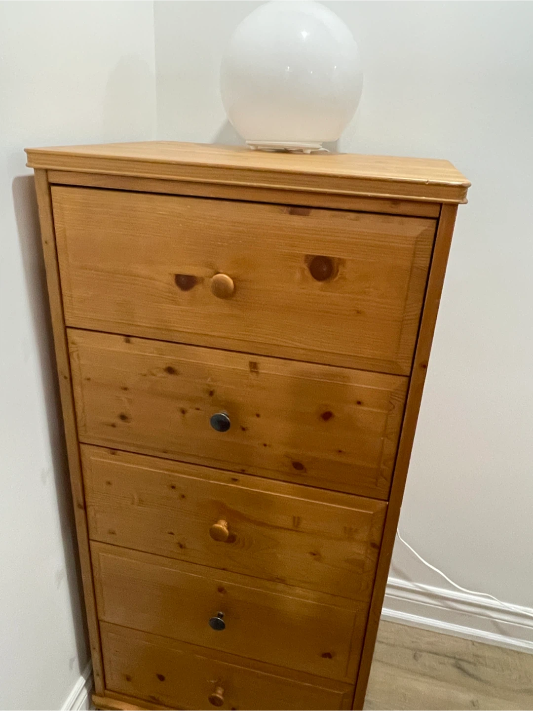 Wooden 5-Drawer Dresser