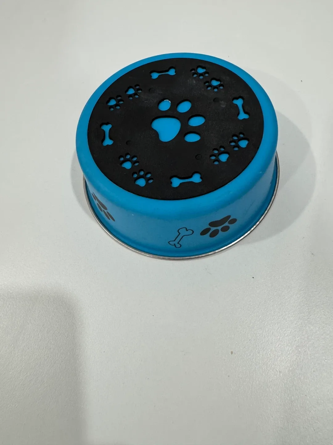 Pet bowl with rubber base image indicator(2)