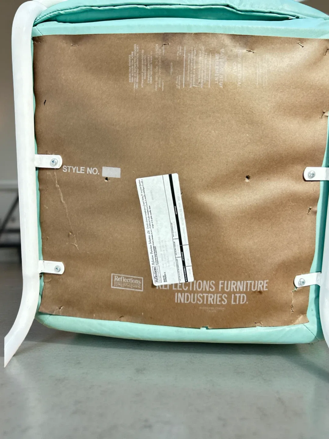 4 Art Deco 80s Dining Chairs image indicator(3)