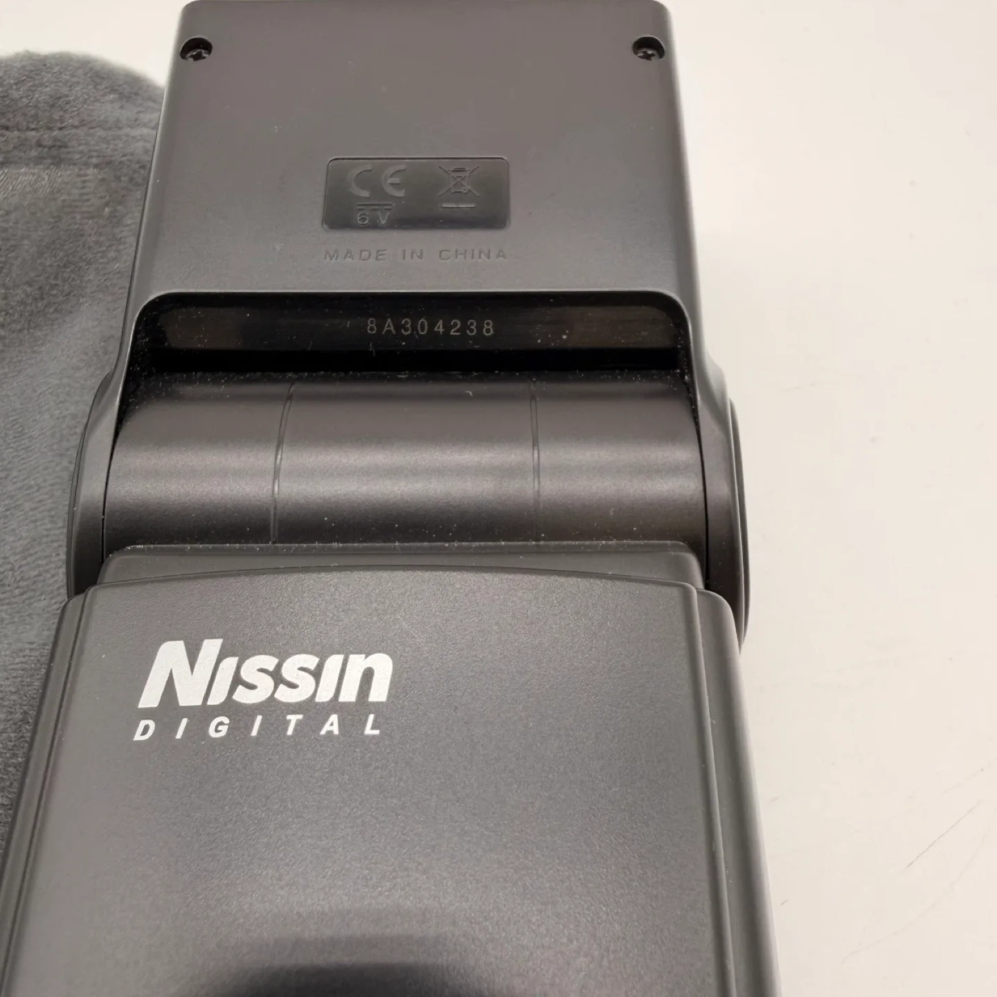 Nissin Di622 Flash for Canon E-TTL Cameras – Excellent Condition image indicator(3)