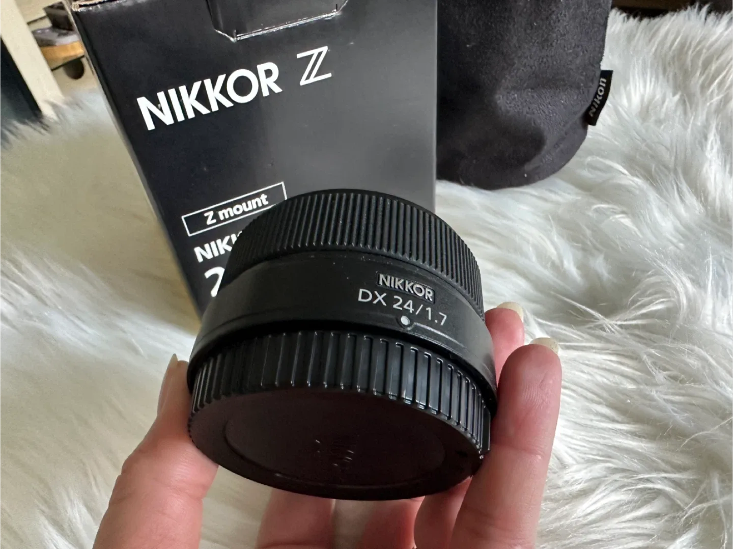 Nikkor Z DX 24mm f/1.7 Lens image indicator(2)