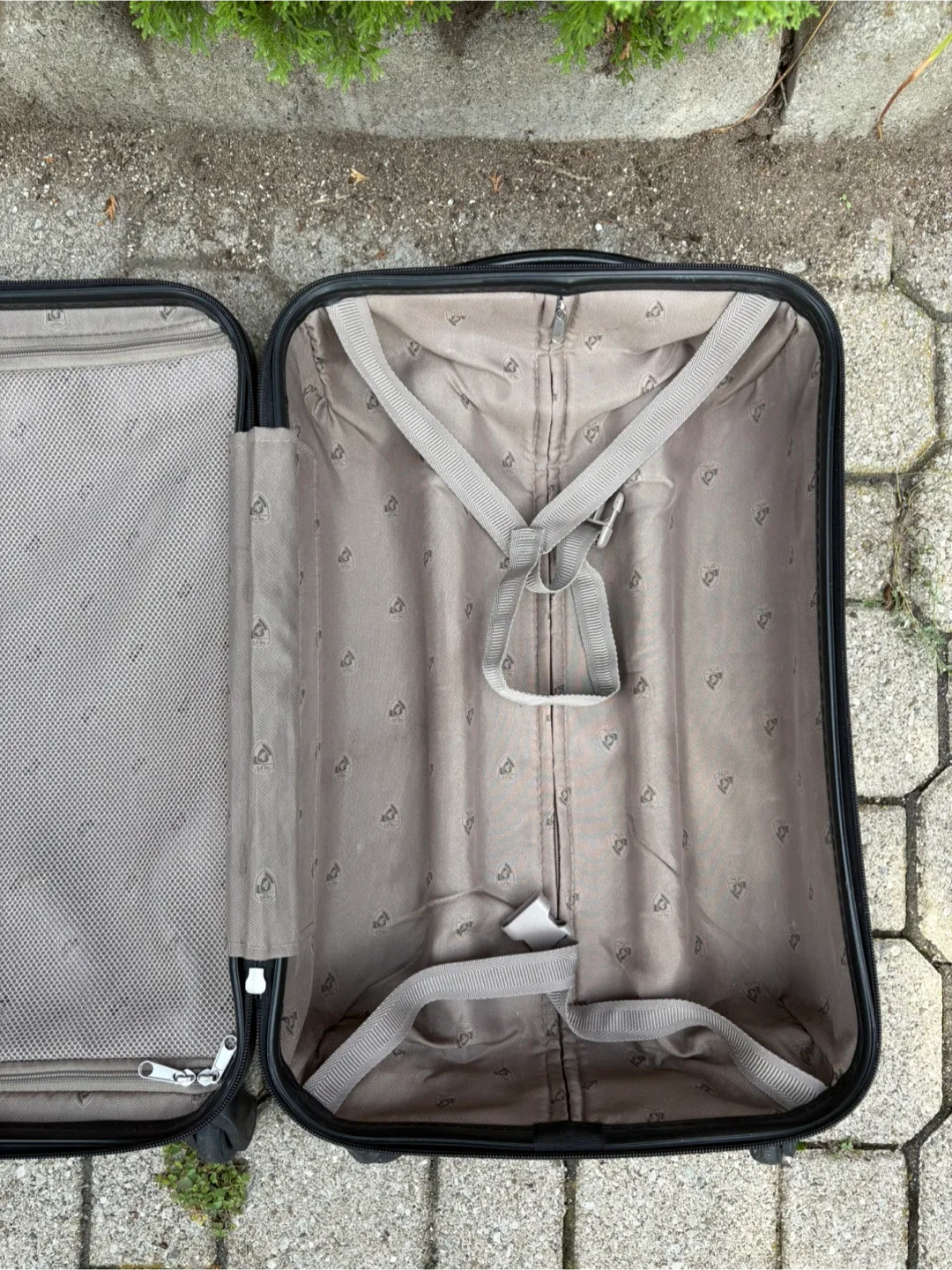 Heys Galaxy Print Carry-On Luggage image indicator(7)