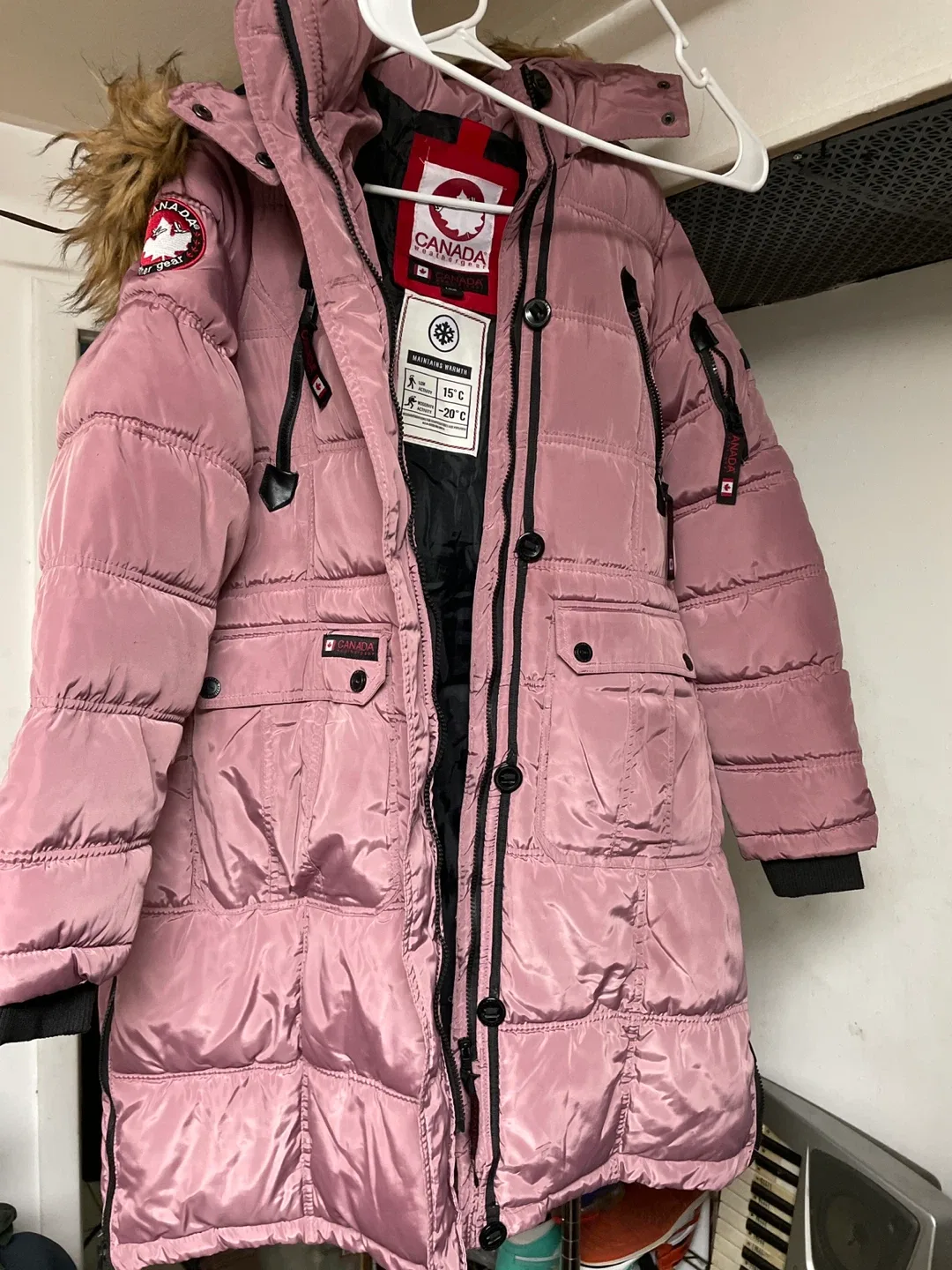 Canada Weather Gear Pink Puffer Jacket L/G