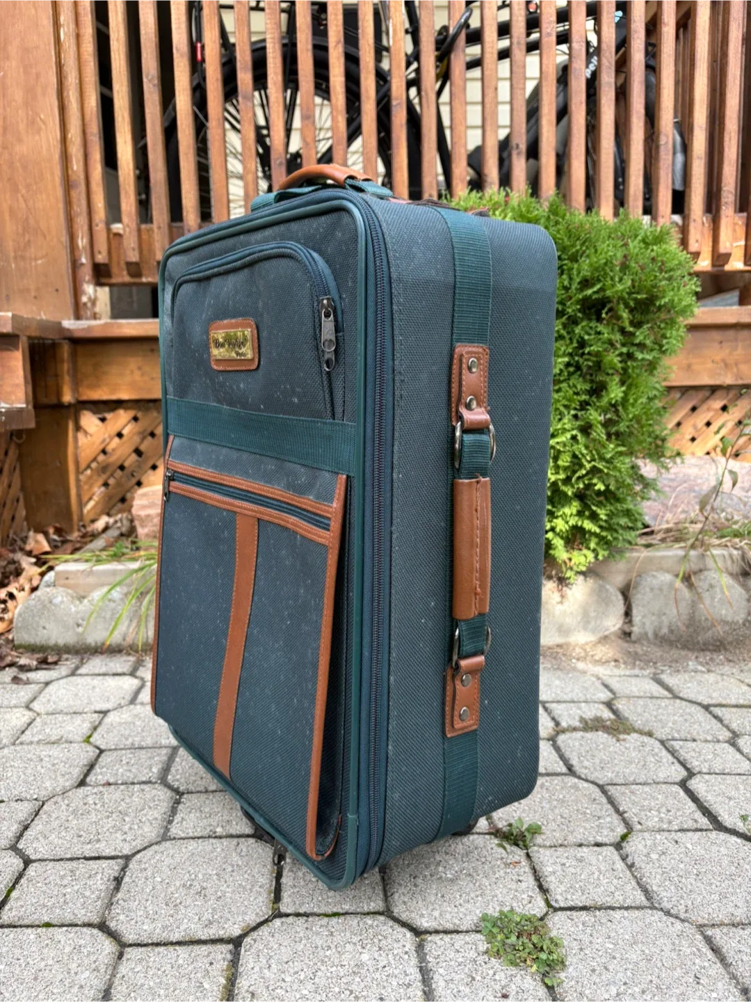 Vintage Ricardo Beverly Hills Carry-on suitcase image indicator(2)