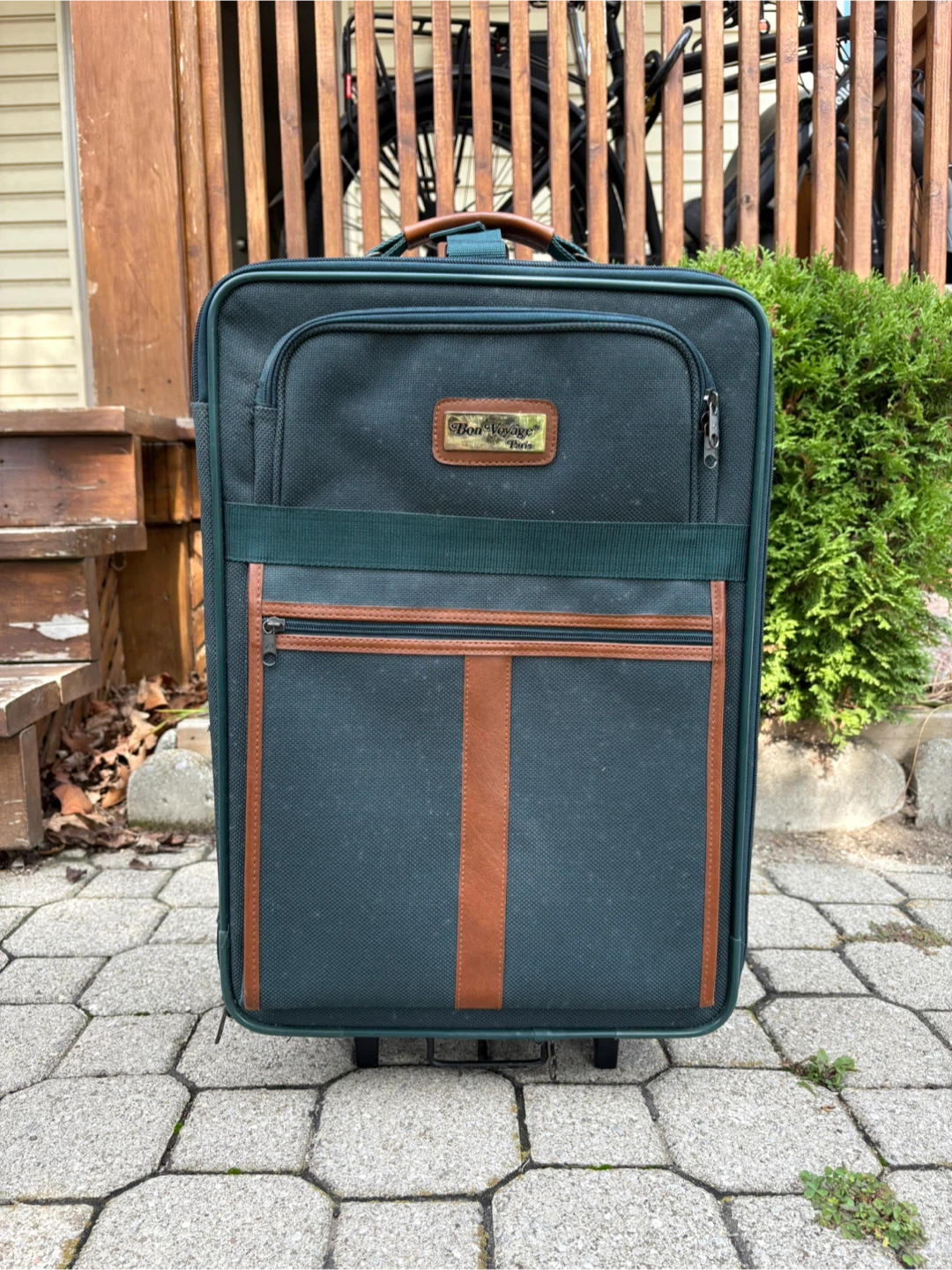 Vintage Ricardo Beverly Hills Carry-on suitcase