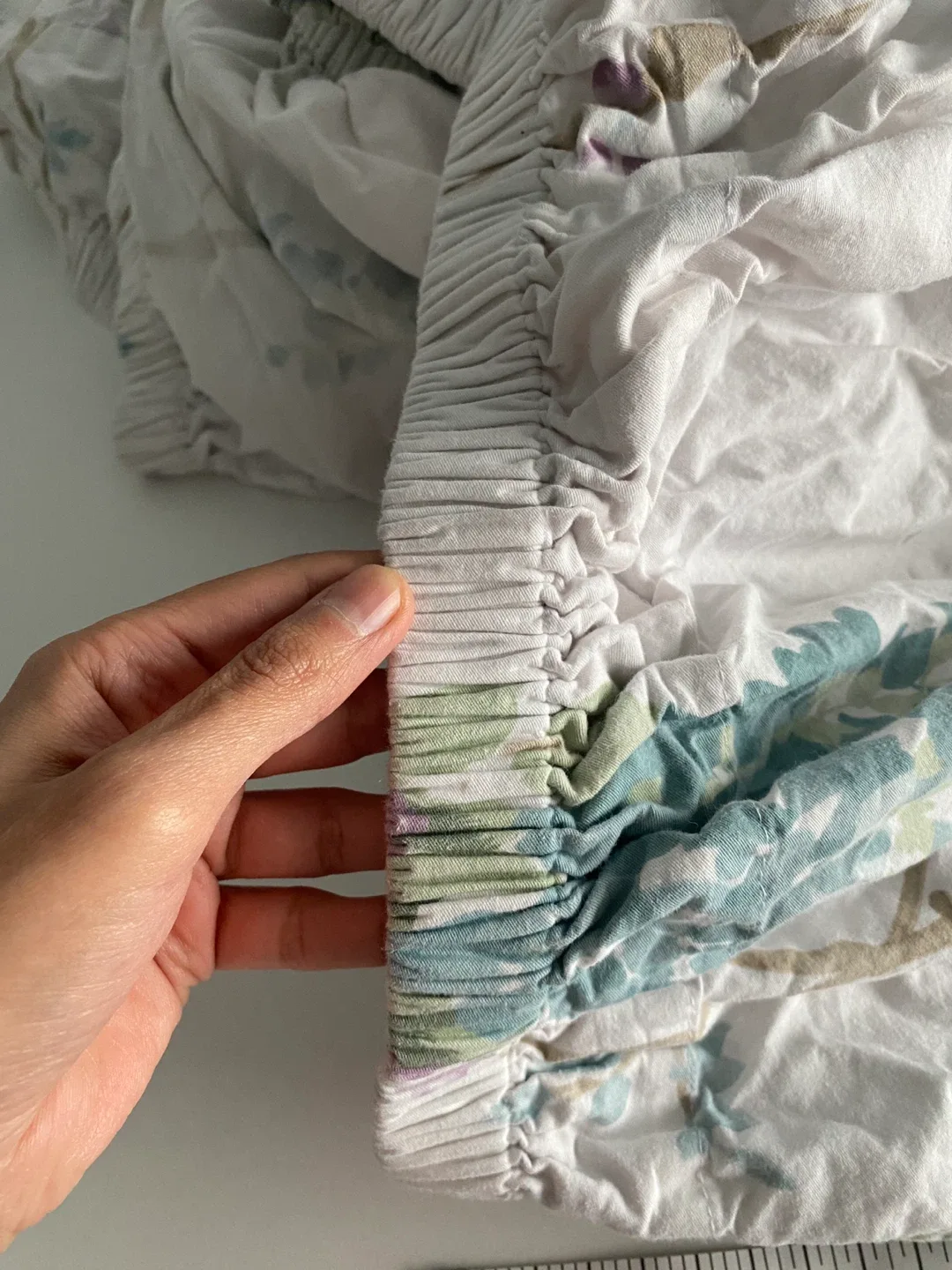 Luxury High Thread Count Fitted Queen Bedding Set image indicator(5)