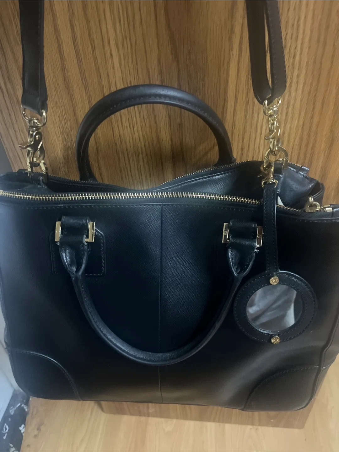Tory Burch Black Leather Handbag image indicator(2)