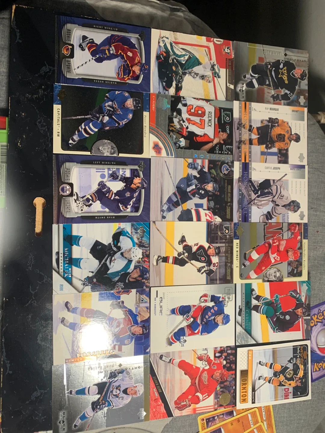 Hockey Trading Cards Lot thumbnail