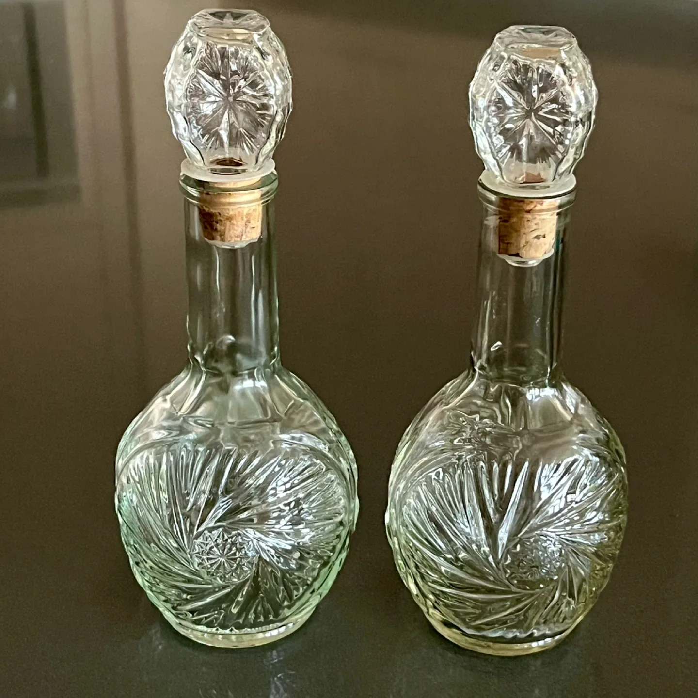 🍁 2 Vintage Potter Distillery Decanters