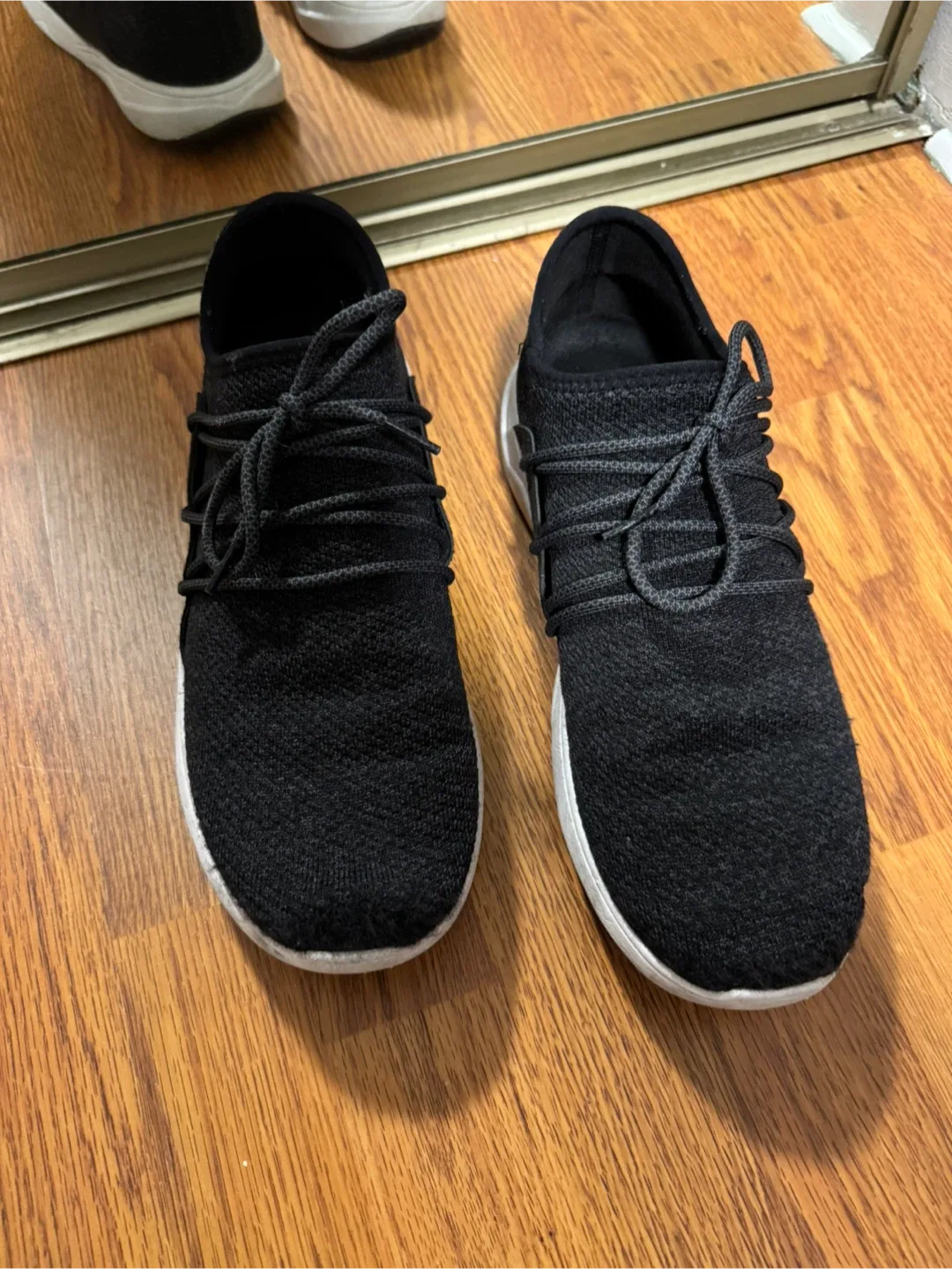 Vessi Shoes image indicator(2)