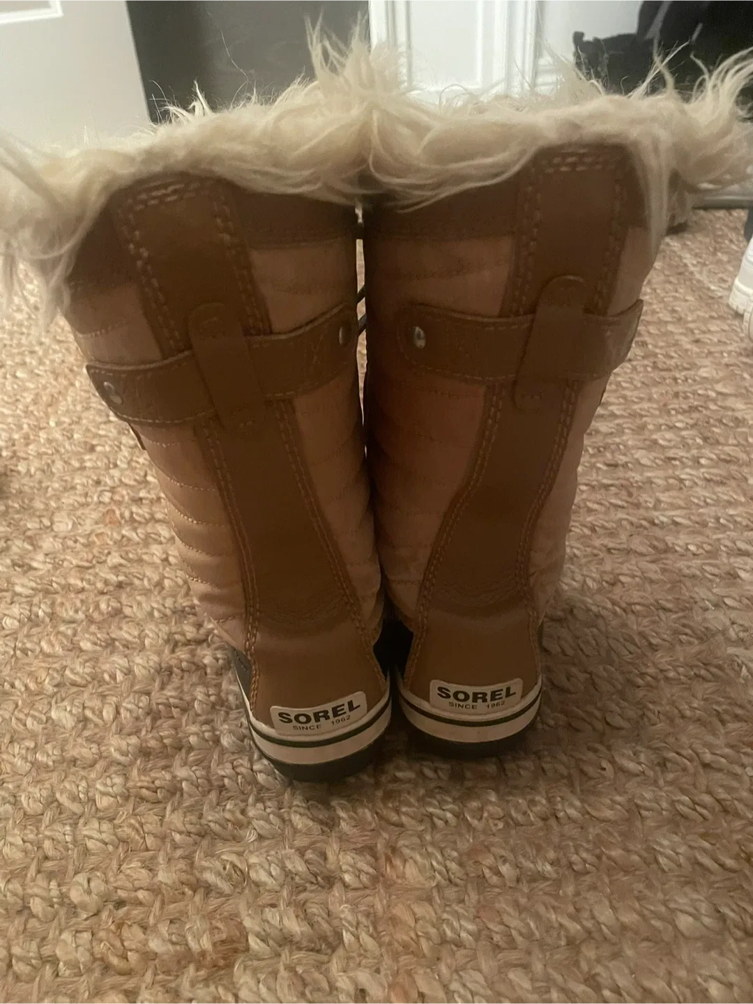 Sorel Women's Winter Boots - Size 4 image indicator(2)