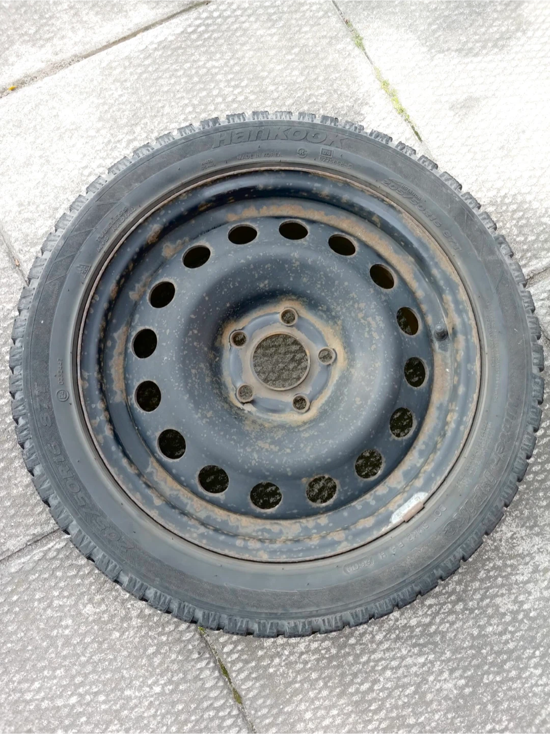 SALE, 4 Winter tires on steel rims plus 4 - photo 2