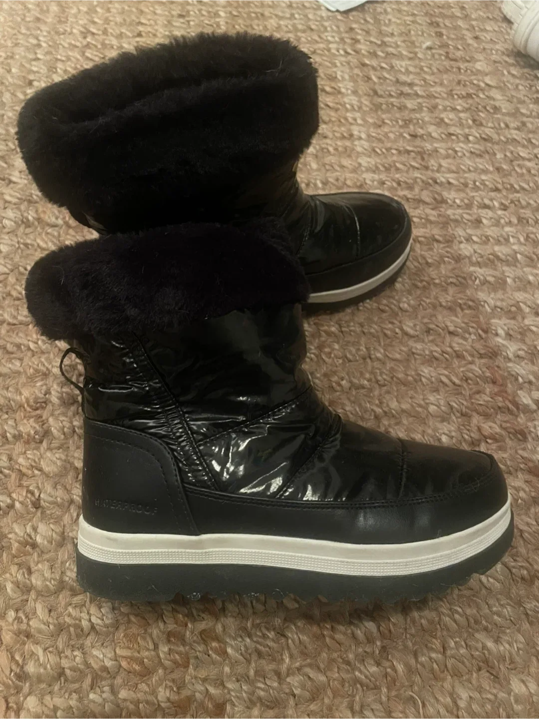 Cougar Mizzy Black Winter Boots - Size 3 (US) image indicator(3)