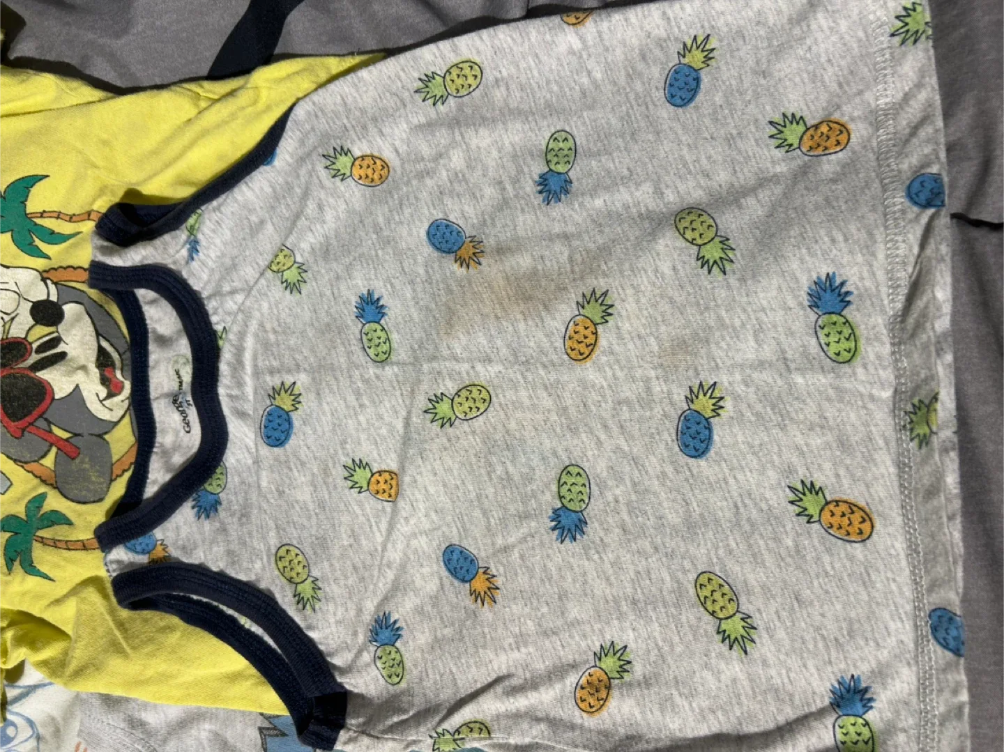 Carter's 3T T-Shirt Bundle image indicator(8)