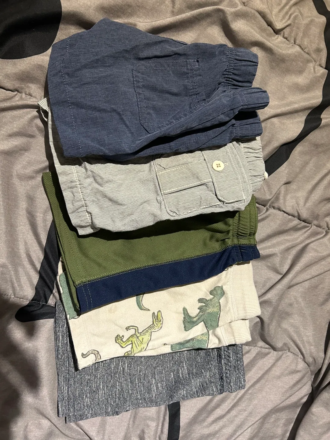 Boys' Assorted Shorts Bundle- 2T image indicator(2)