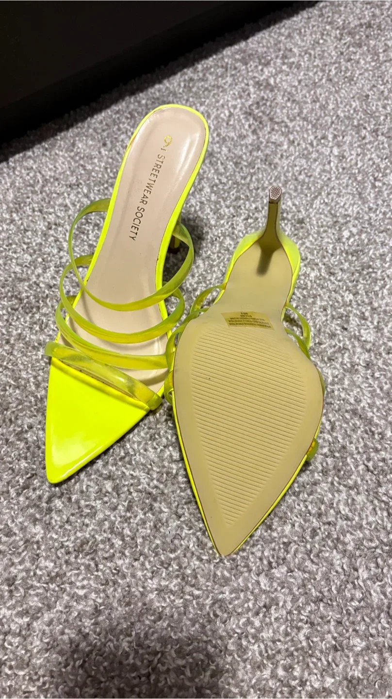Streetwear Society Neon Yellow Heels, Size 9 image indicator(2)