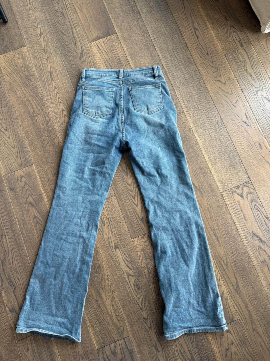 Women’s Jeans - Size S image indicator(2)