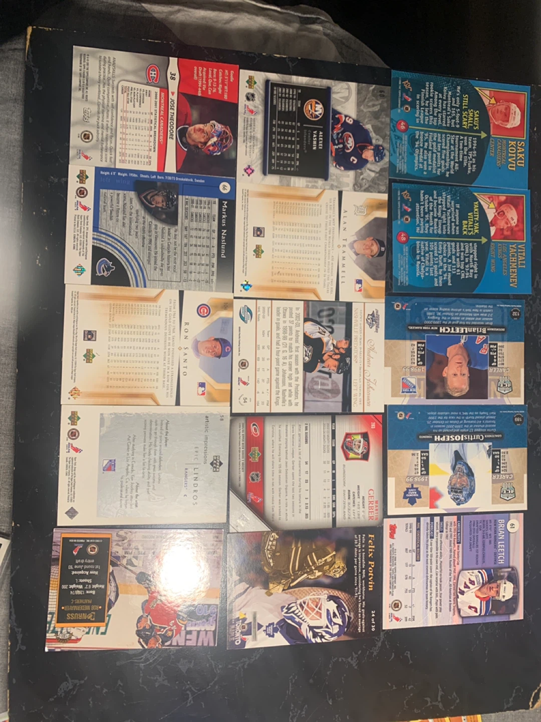 Hockey Trading Cards Lot - photo 2
