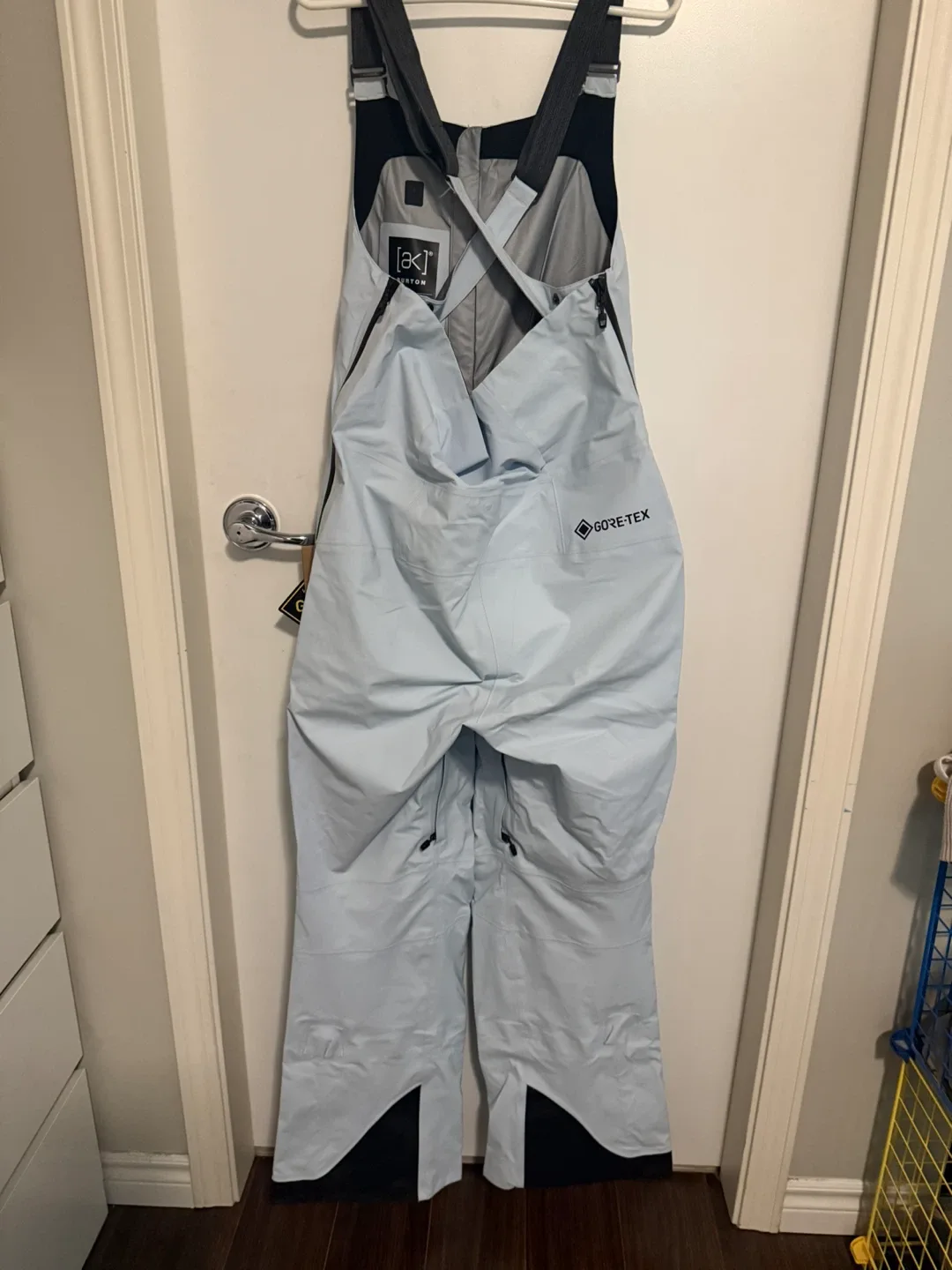Burton [ak] GORE-TEX 3L Bib Snow Pants - Ballad Blue, L image indicator(4)