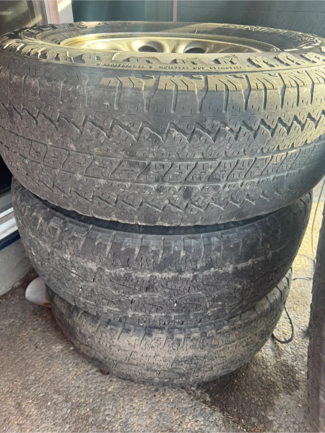 Bridgestone Dueler A/T Tires - Set of 4 image indicator(2)