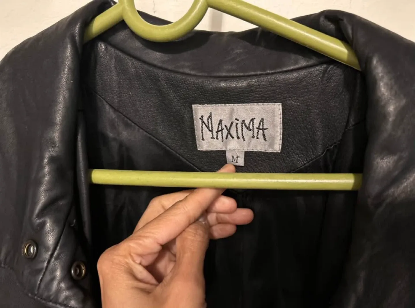 Leather Coat image indicator(3)