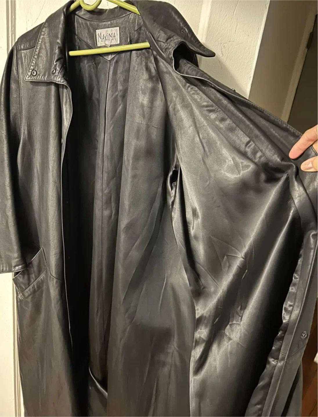 Leather Coat image indicator(5)